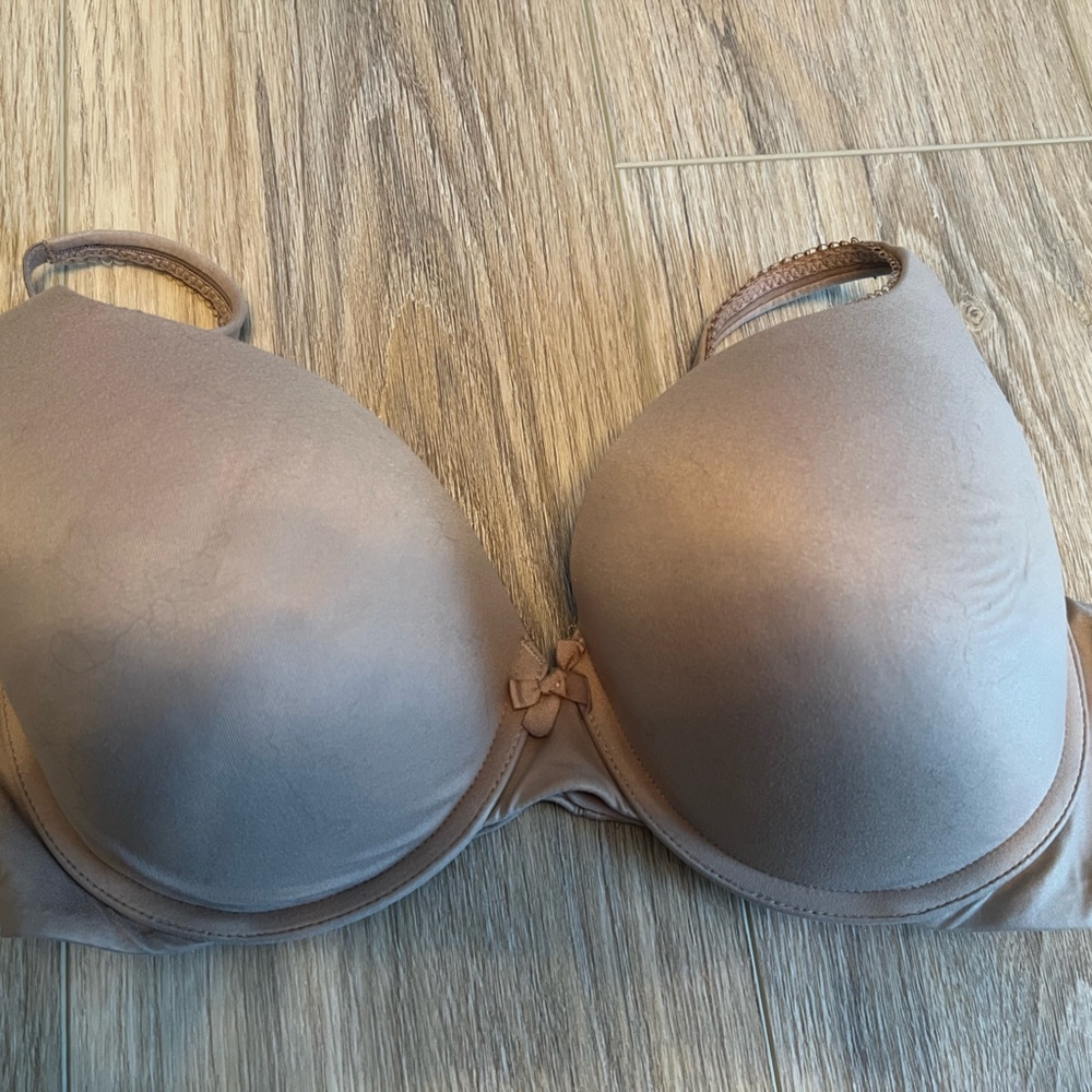 Victoria’s Secret 36D push up body by Victoria bra